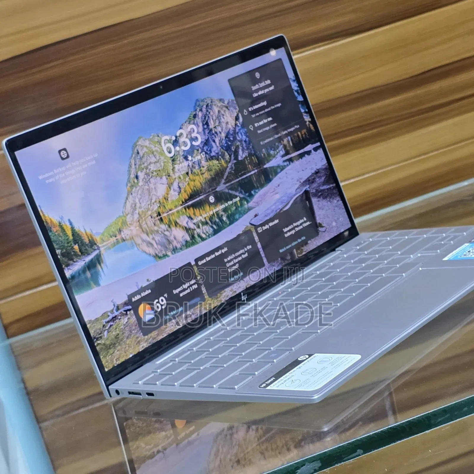 New Laptop HP Envy 14 8GB Intel Core i5 SSD 256GB
