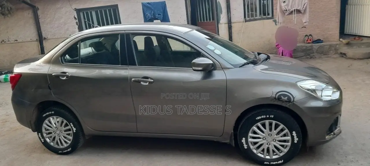 Suzuki Dzire 2022 Silver