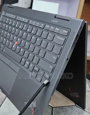 New Laptop Lenovo ThinkPad X1 Yoga 16GB Intel Core i7 SSD 512GB