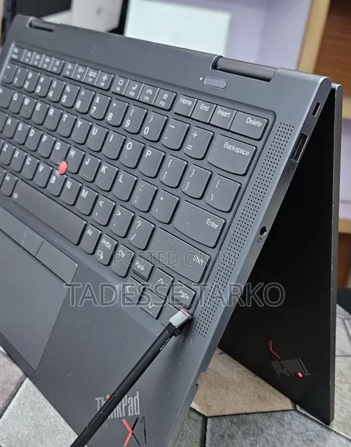 New Laptop Lenovo ThinkPad X1 Yoga 16GB Intel Core i7 SSD 512GB