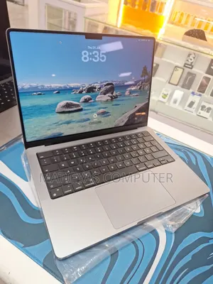 New Laptop Apple MacBook Pro 2021 M1 16GB Apple M1 Pro SSD 512GB