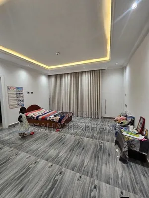 Furnished 8bdrm House in G+3, Bole for sale