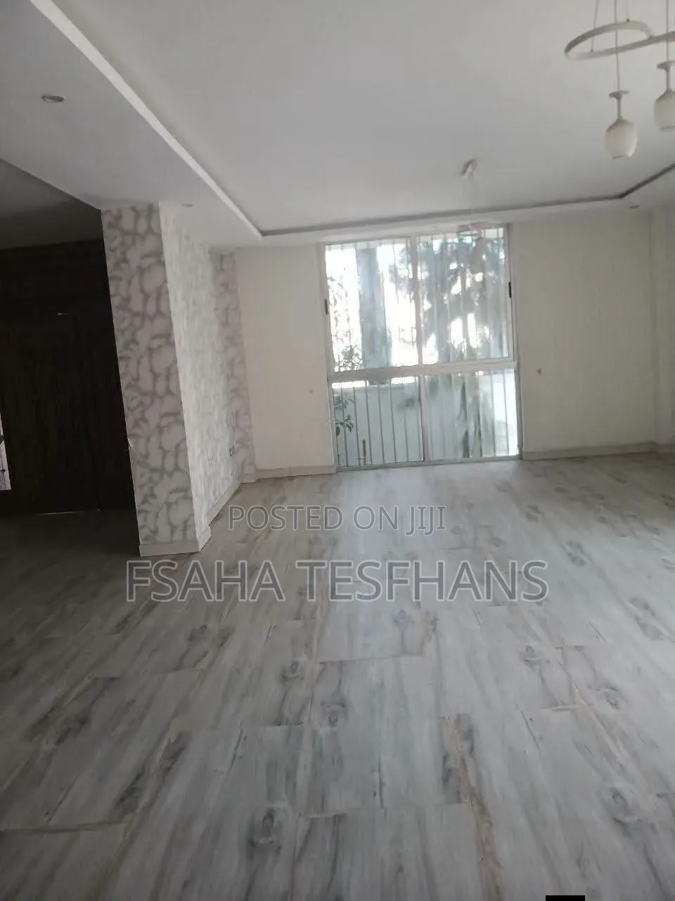 Furnished 8bdrm House in G+3, Bole for sale
