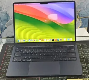 New Laptop Apple MacBook Air 2022 M2 8GB Apple M2 SSD 512GB