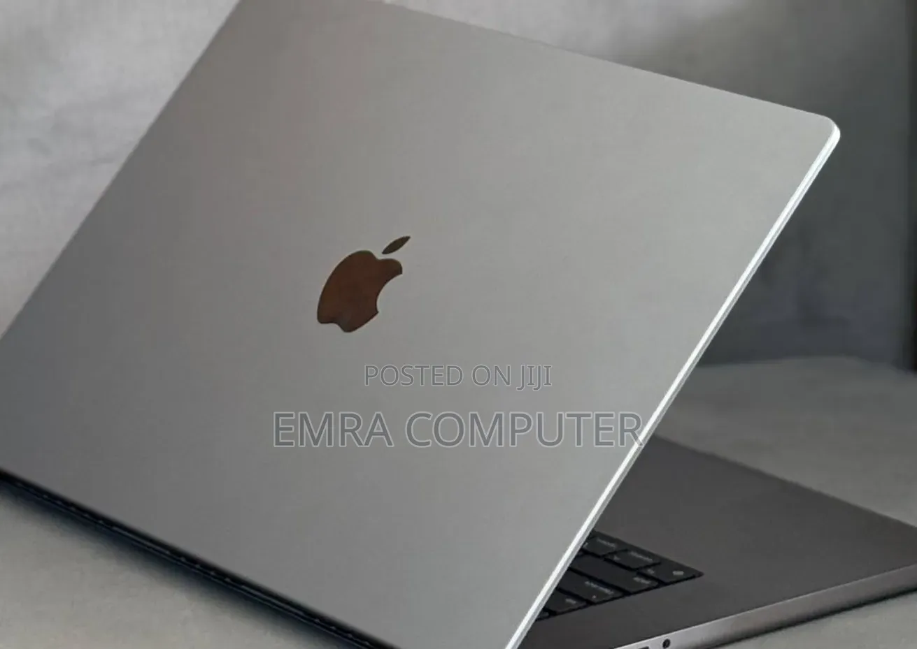 New Laptop Apple MacBook Pro 2021 M1 32GB Apple M1 Pro SSD 512GB