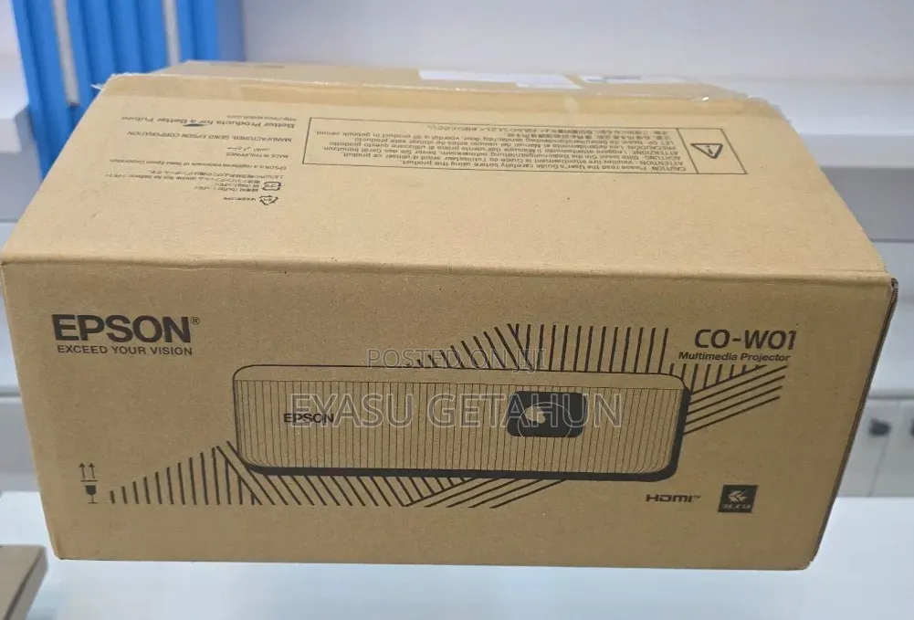 Cartoon Epson Projector With Remote