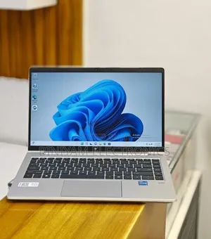 New Laptop HP ProBook 440 G10 16GB Intel Core i7 SSD 1T