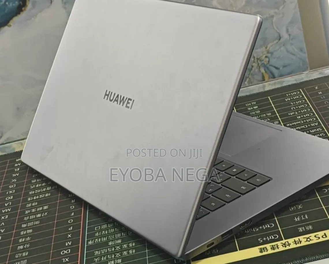 New Laptop Huawei 8GB Intel Core i3 SSD 256GB