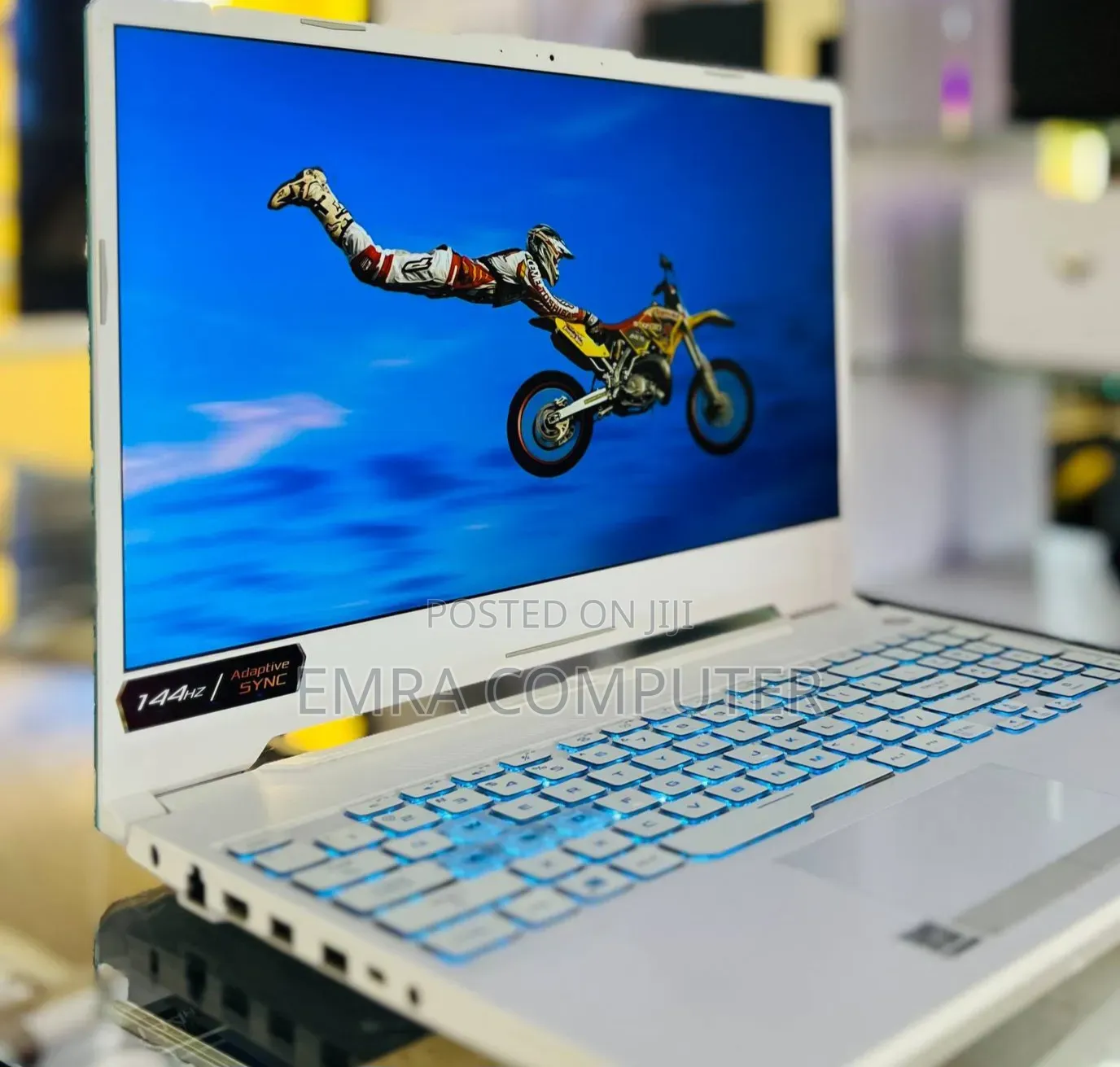 New Laptop Asus 16GB Intel Core i5 SSD 512GB
