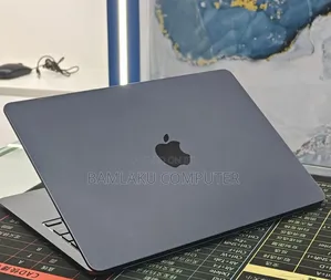 New Laptop Apple MacBook Air 2022 M2 8GB Apple M2 SSD 512GB