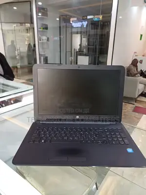 Laptop HP 15s 4GB Intel Celeron HDD 512GB