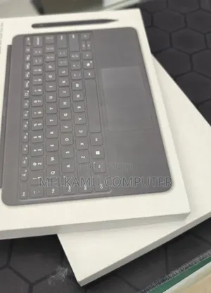 New Laptop Microsoft Surface Pro 16GB Intel Core i7 SSD 512GB