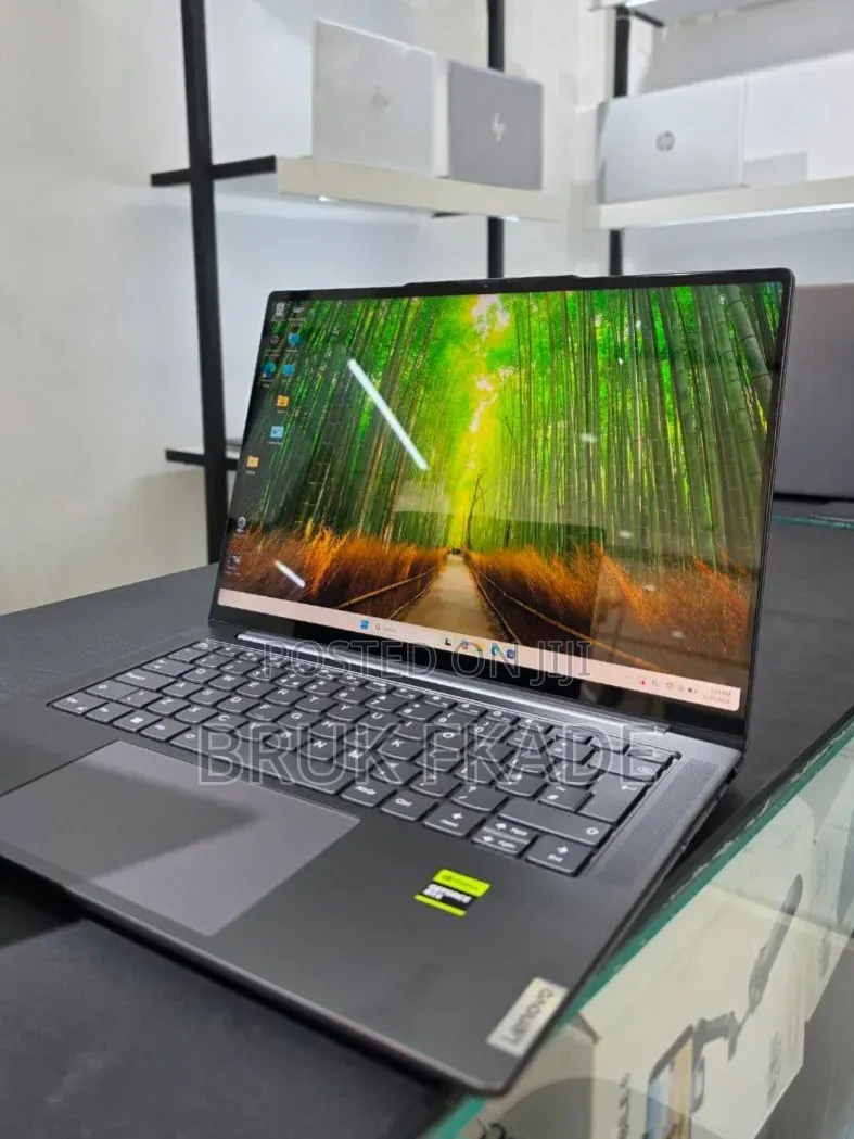 New Laptop Lenovo Yoga 2 32GB AMD Ryzen 7 SSD 512GB