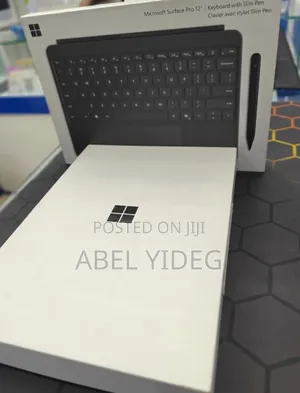 New Microsoft Surface Pro 16GB Qualcomm Snapdragon X Plus SSD 512GB