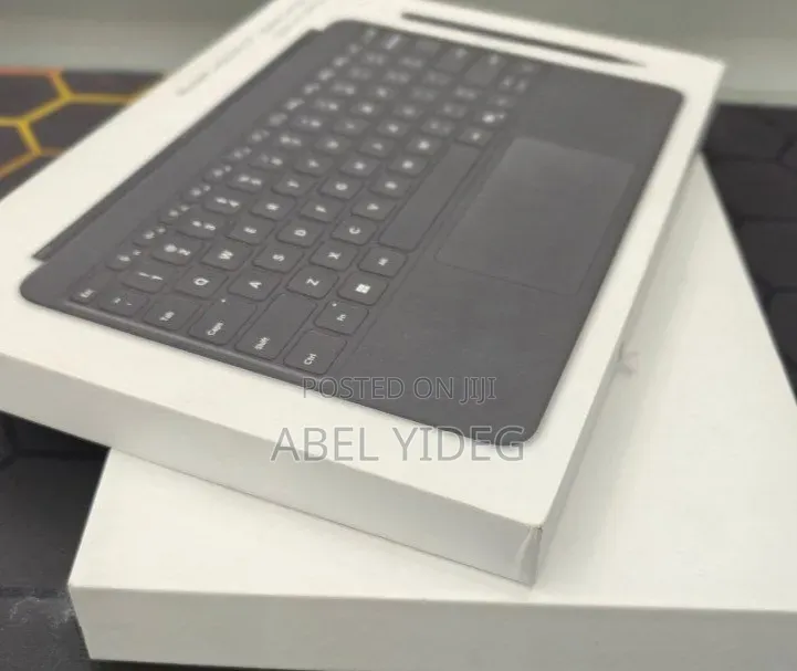 New Microsoft Surface Pro 16GB Qualcomm Snapdragon X Plus SSD 512GB