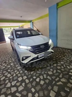 Toyota Rush 2023 White