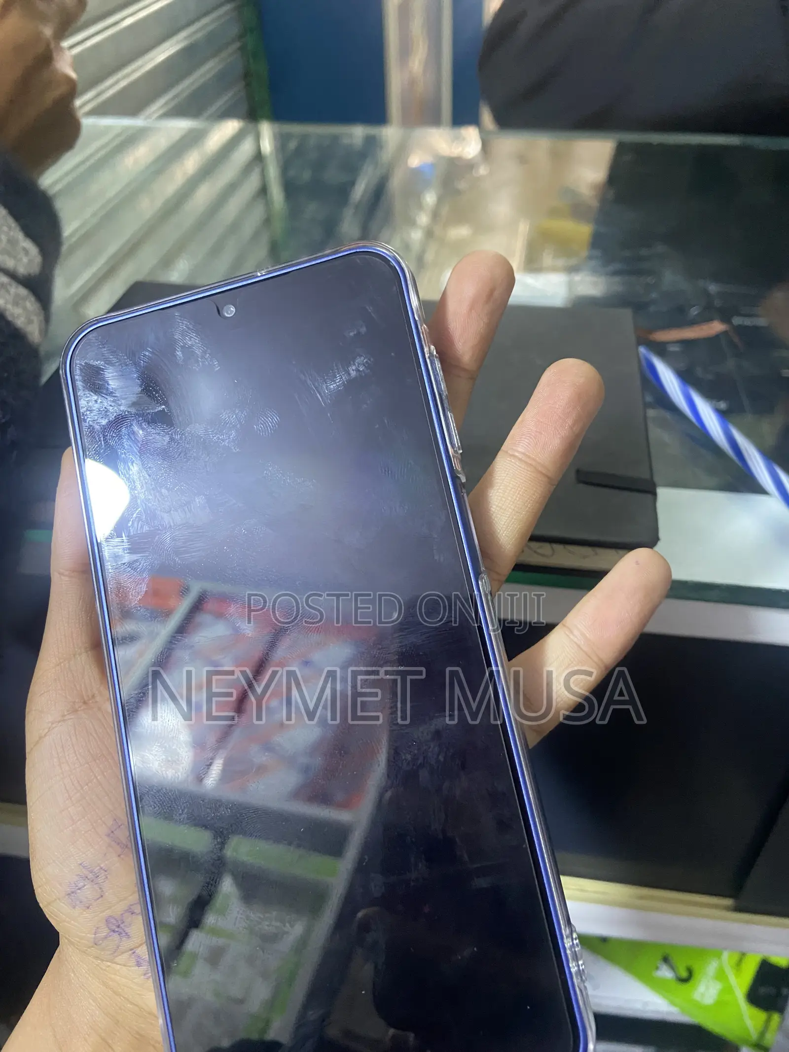 New Samsung Galaxy A17 5G 256 GB