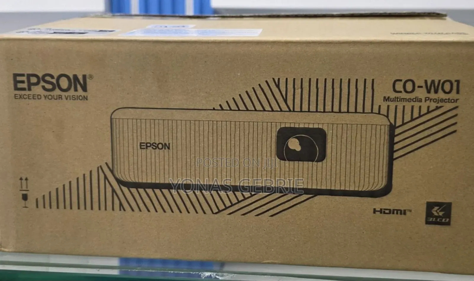 Epson W01 Projector