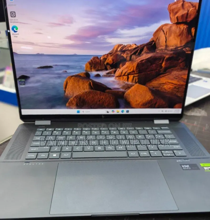 New Laptop HP Spectre X360 32GB Intel Core Ultra 7 SSD 1T