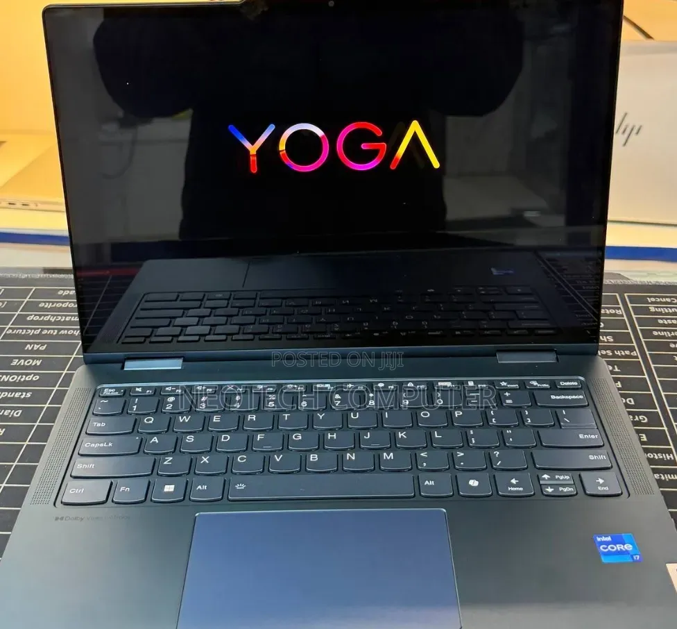 New Laptop Lenovo Yoga 7i 16GB Intel Core i7 SSD 512GB