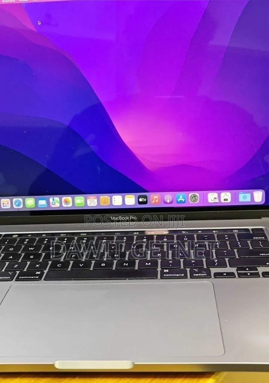 New Laptop Apple MacBook 2018 32GB Intel Core i9 SSD 2T