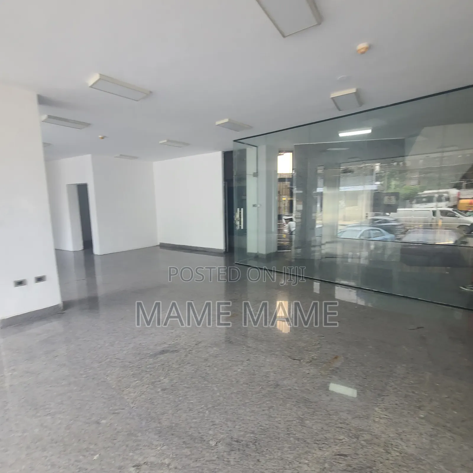 Showroom for Rent