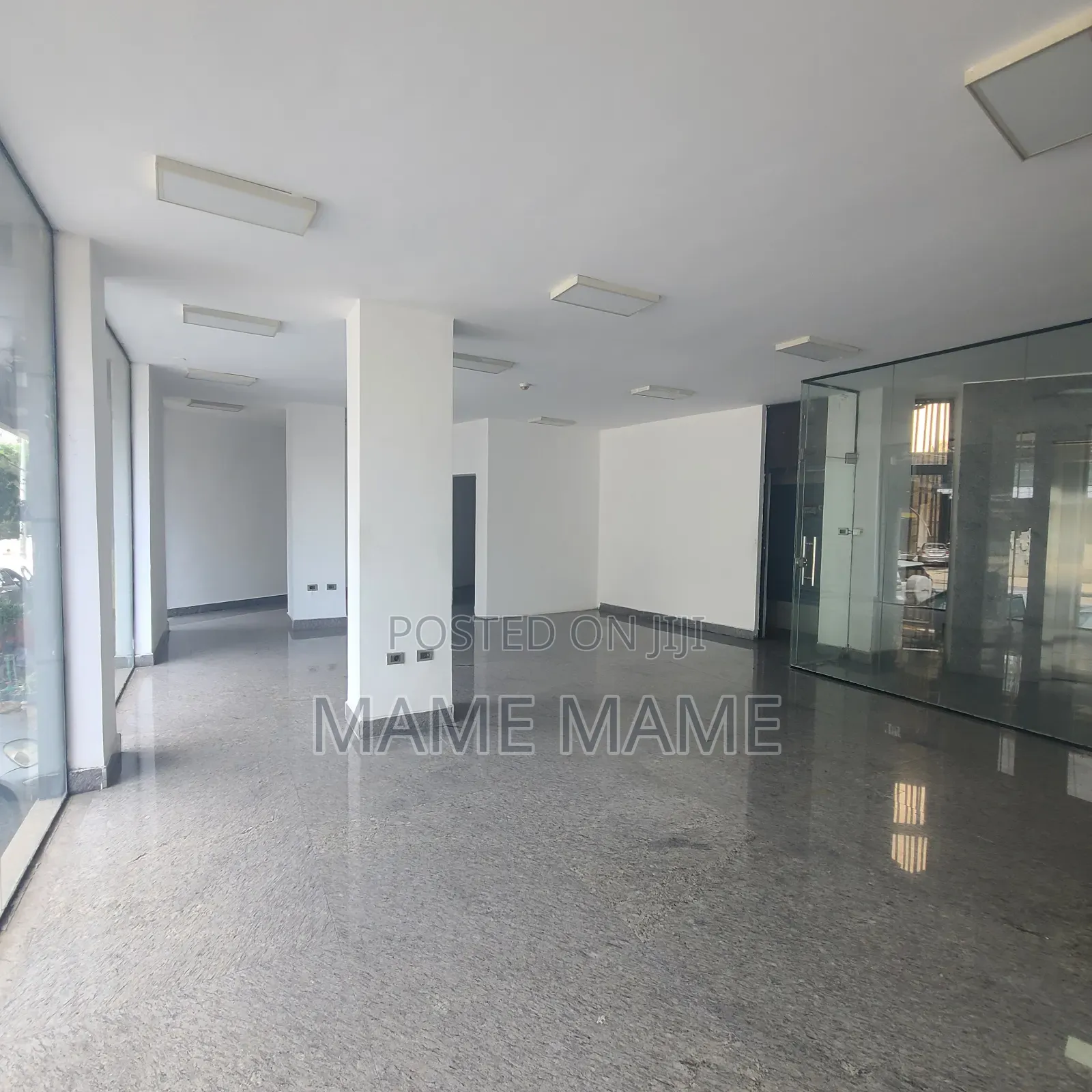 Showroom for Rent