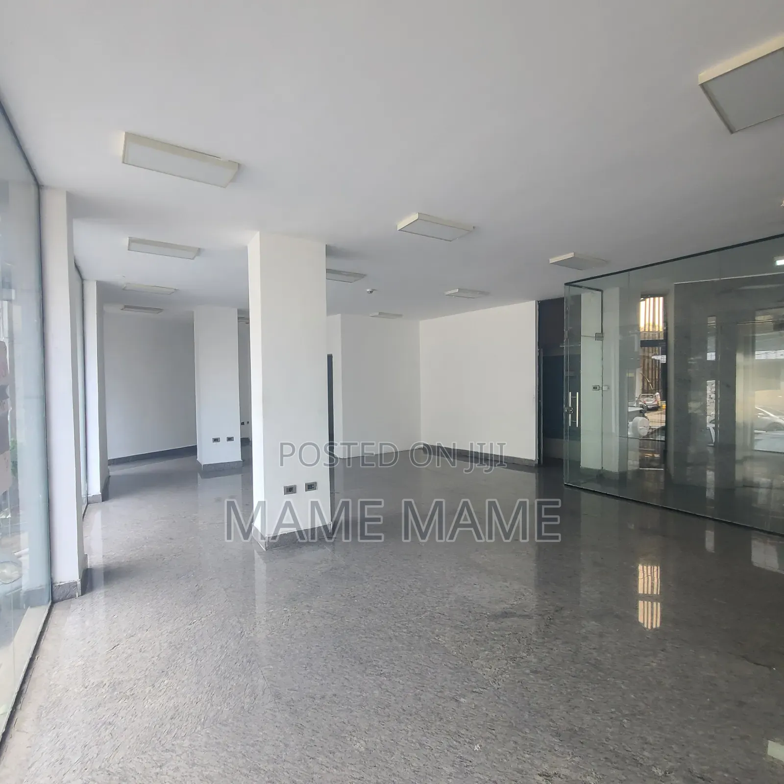 Showroom for Rent
