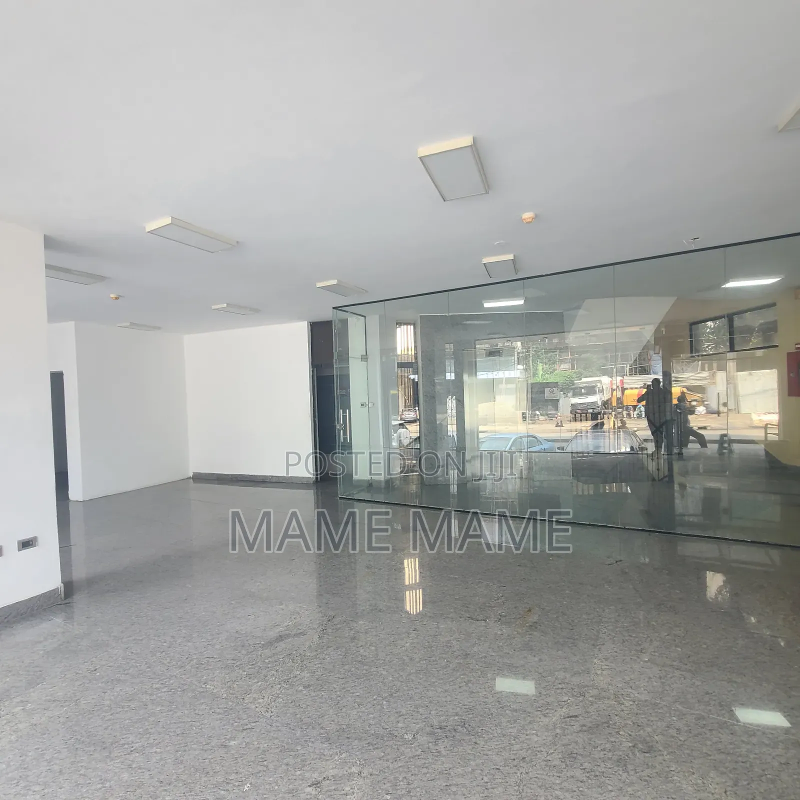 Showroom for Rent