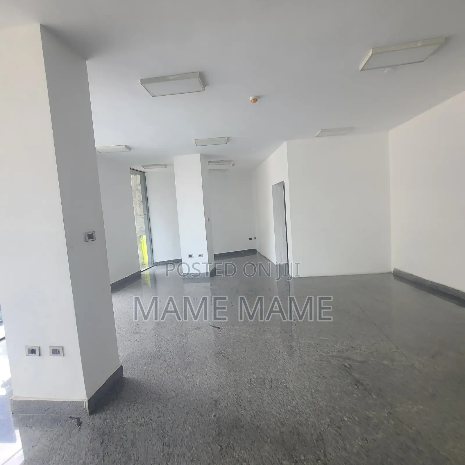Showroom for Rent