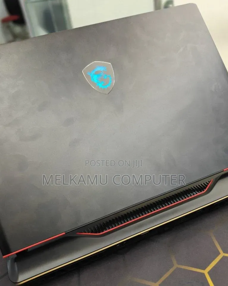 New Laptop MSI GE66 Raider 16GB Intel Core i9 SSD 1T