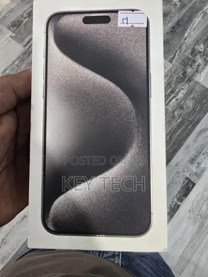New Apple iPhone 15 Pro Max 256 GB Silver