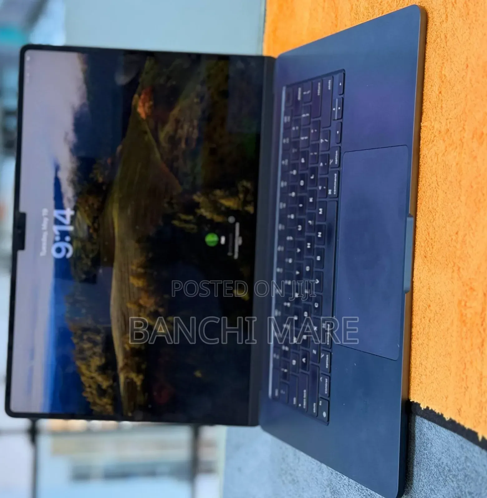 New Laptop Apple MacBook Air 2024 M3 16GB Apple M3 SSD 256GB