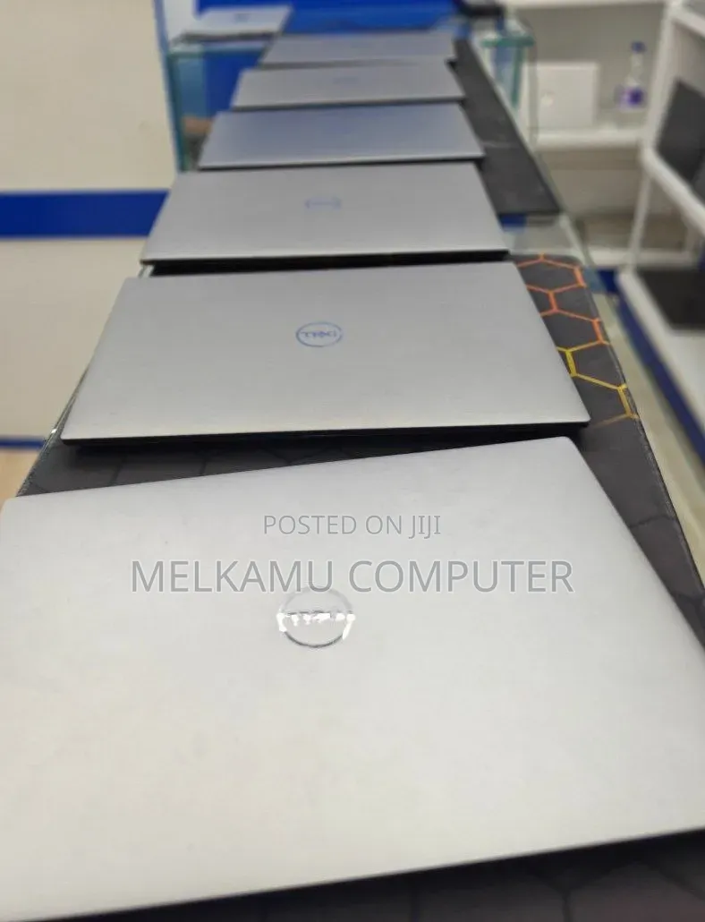 New Laptop Dell Precision 5540 16GB Intel Core i7 SSD 512GB