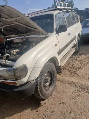 Toyota Land Cruiser 1992 White