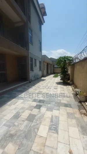 5bdrm House in Oromia, East Shewa for rent