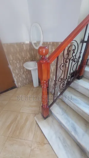 5bdrm House in Oromia, East Shewa for rent