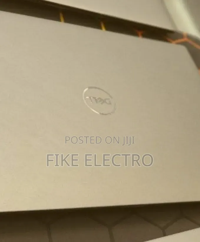 New Laptop Dell Precision 15 M5510 16GB Intel Core i7 SSD 512GB