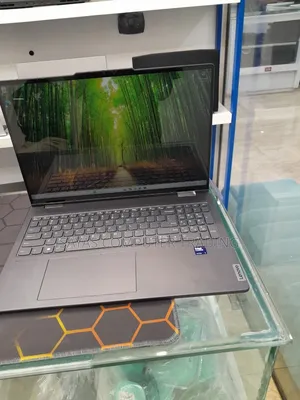 New Laptop Lenovo Yoga 7i 16GB Intel Core Ultra 7 SSD 512GB