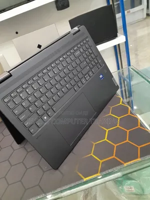 New Laptop Lenovo Yoga 7i 16GB Intel Core Ultra 7 SSD 512GB