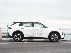 New Changan BenBen E-Star 2025 White