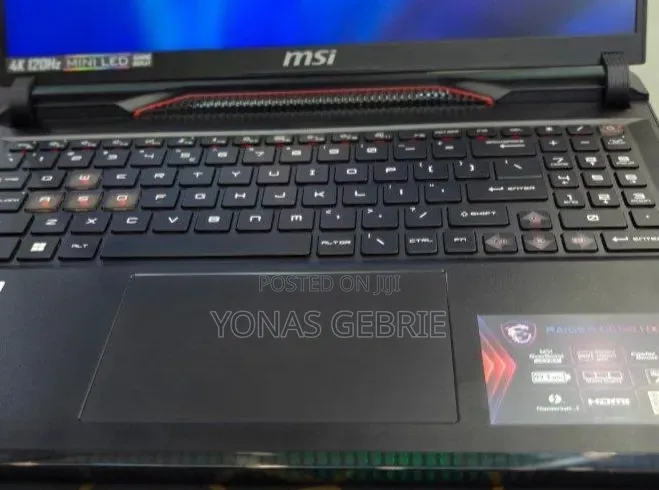 New Laptop MSI Raider GE68HX 13VI-202US 16GB Intel Core i9 SSD 1T