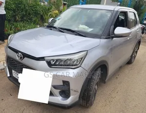 Toyota Raize 2022 Silver
