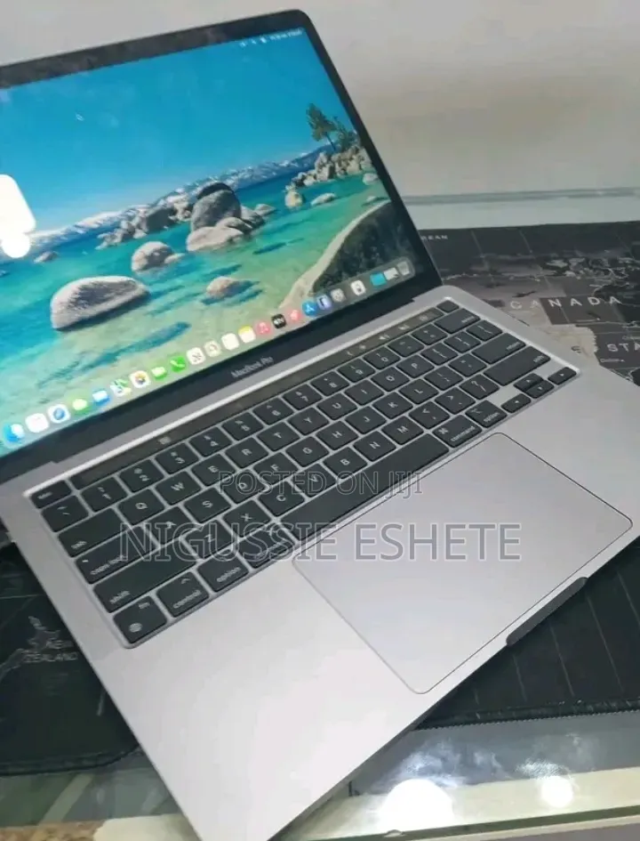 New Laptop Apple MacBook Air 2022 M2 8GB Apple M2 SSD 512GB