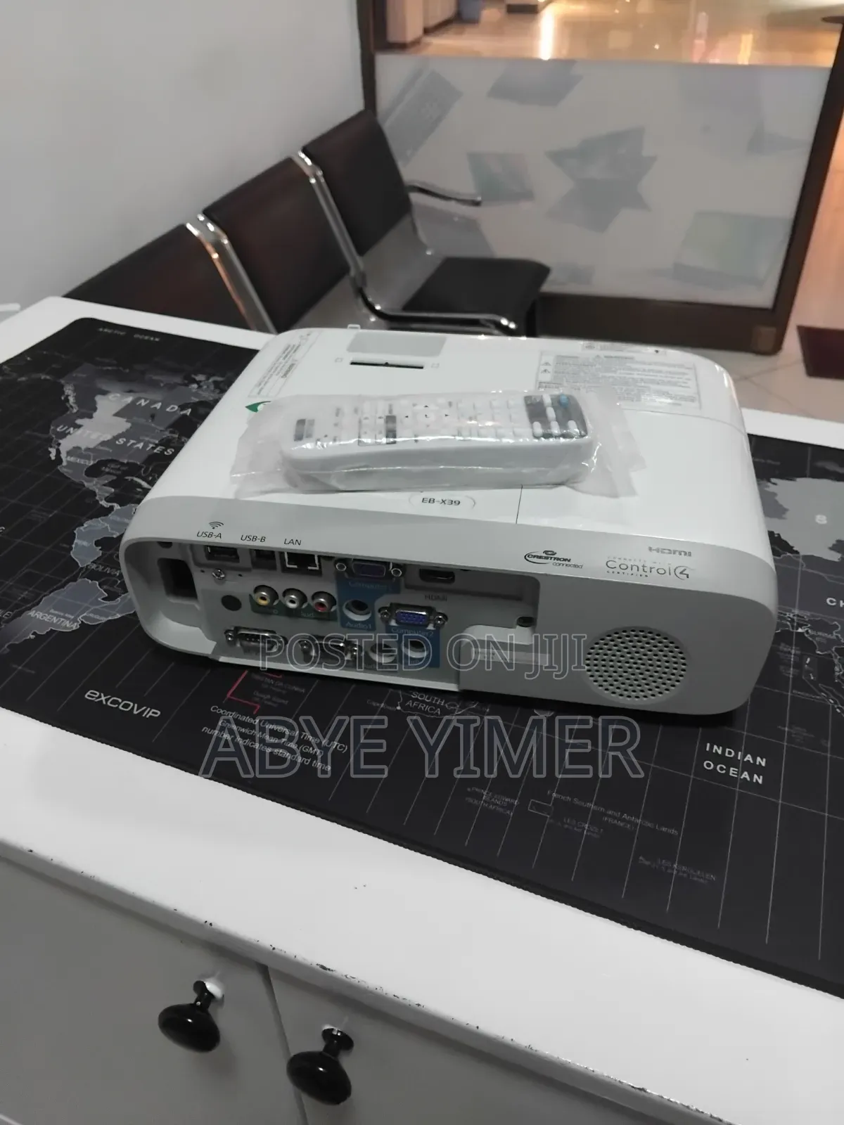 Epson Projector 
Model Name: Eb-X39
Hardware Interface: Vga, Usb,