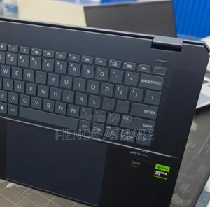 New Laptop HP Spectre 14 32GB Intel Core Ultra 7 SSD 1T