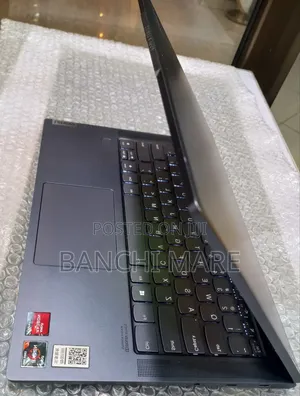 New Laptop Lenovo Yoga 7i 16GB AMD Ryzen 7 SSD 512GB