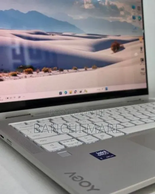 New Laptop Lenovo Yoga 7i 32GB Intel Core Ultra 7 SSHD (Hybrid) 1T