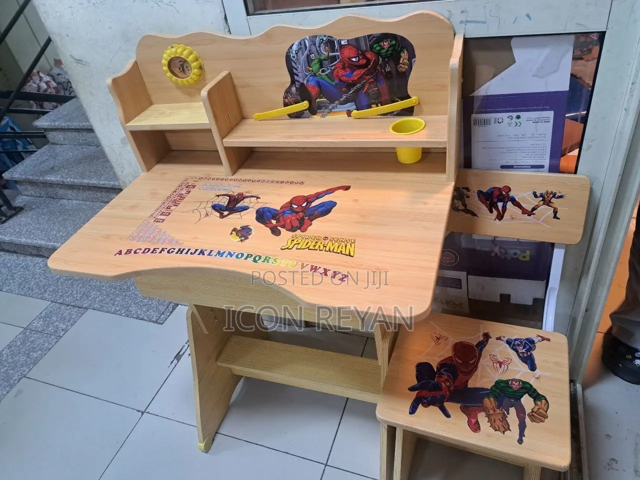Kids Study Table