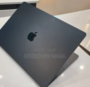 New Laptop Apple MacBook Air 2024 M3 8GB Intel SSD 256GB